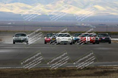 media/Nov-16-2025-CalClub SCCA (Sun) [[2975c16dfc]]/Group 4/Turn 1/
